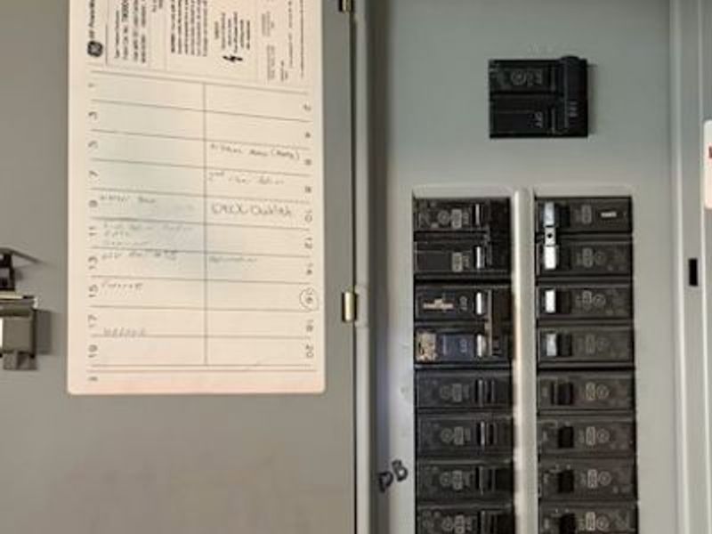 545 NW Royer Avenue NW, North Canton, OH 44720 Photo 20