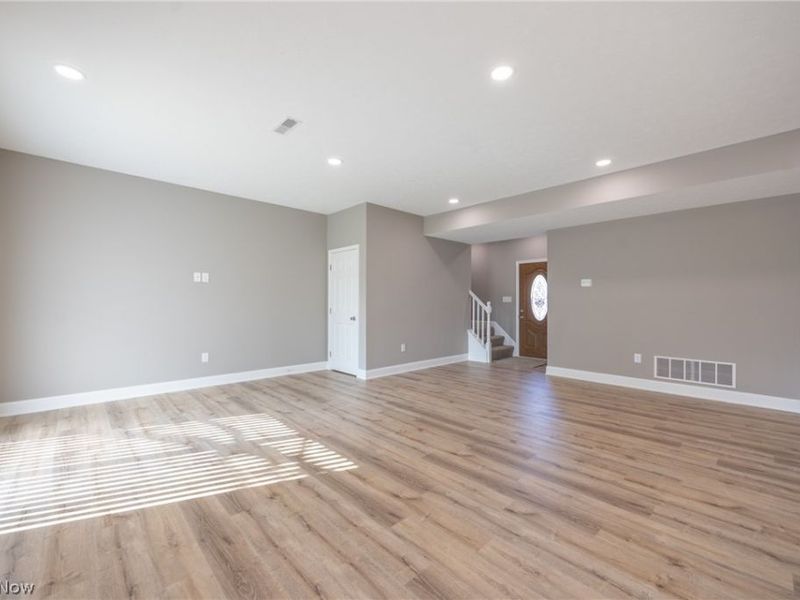 1738 E 298th Street, Wickliffe, OH 44092 Photo 12