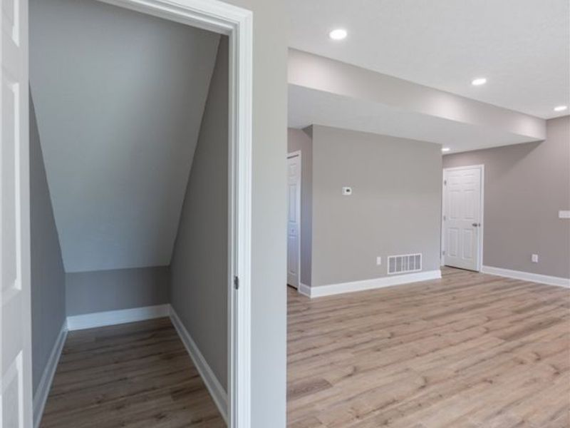 1738 E 298th Street, Wickliffe, OH 44092 Photo 16