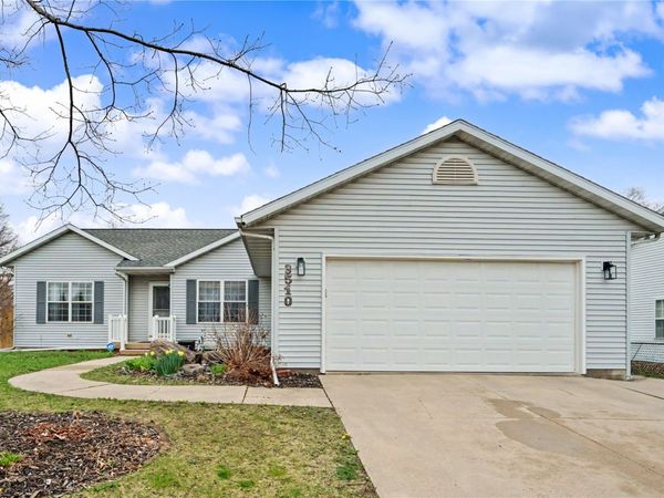 3510 Windemere Way , Marion, IA 52302