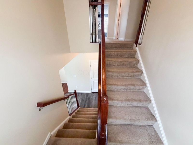 568 Stone Shadow Drive, Blacklick, OH 43004 Photo 12