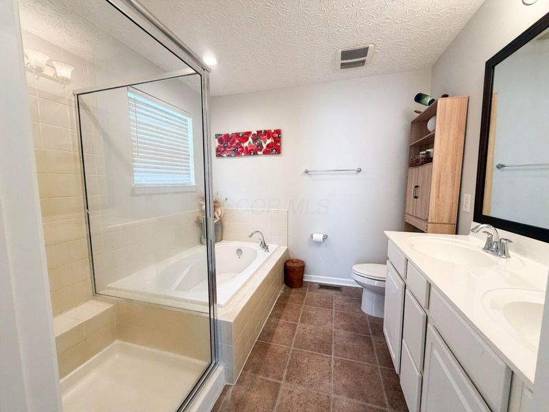 568 Stone Shadow Drive, Blacklick, OH 43004 Photo 18