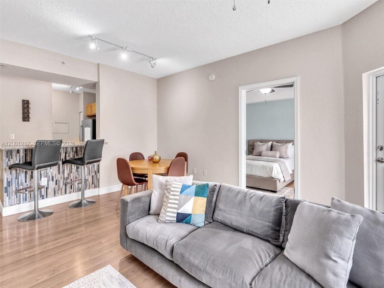 6001 SW 70th St, Unit 313, South Miami, FL 33143 Photo