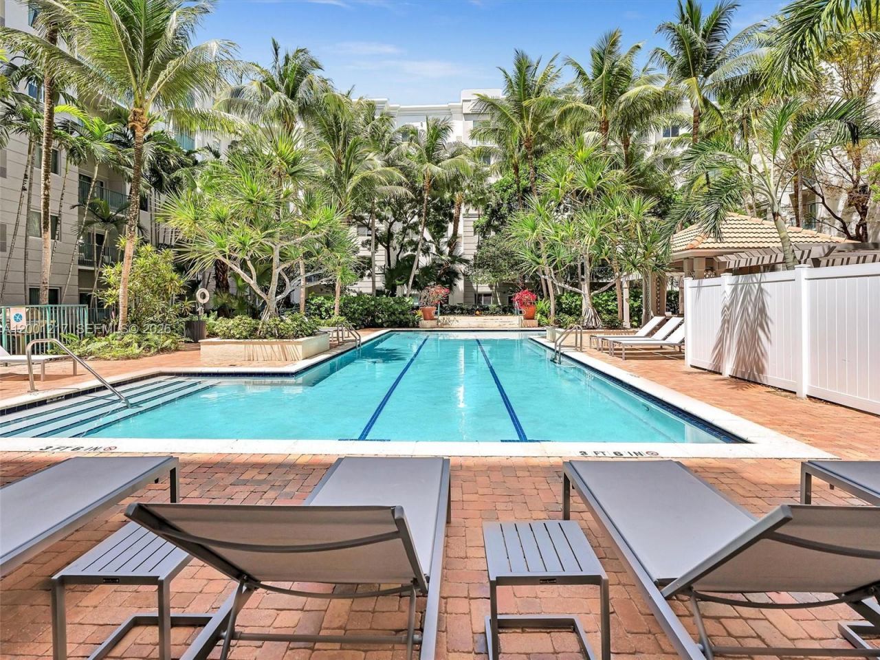 6001 SW 70th St, Unit 313, South Miami, FL 33143 Photo