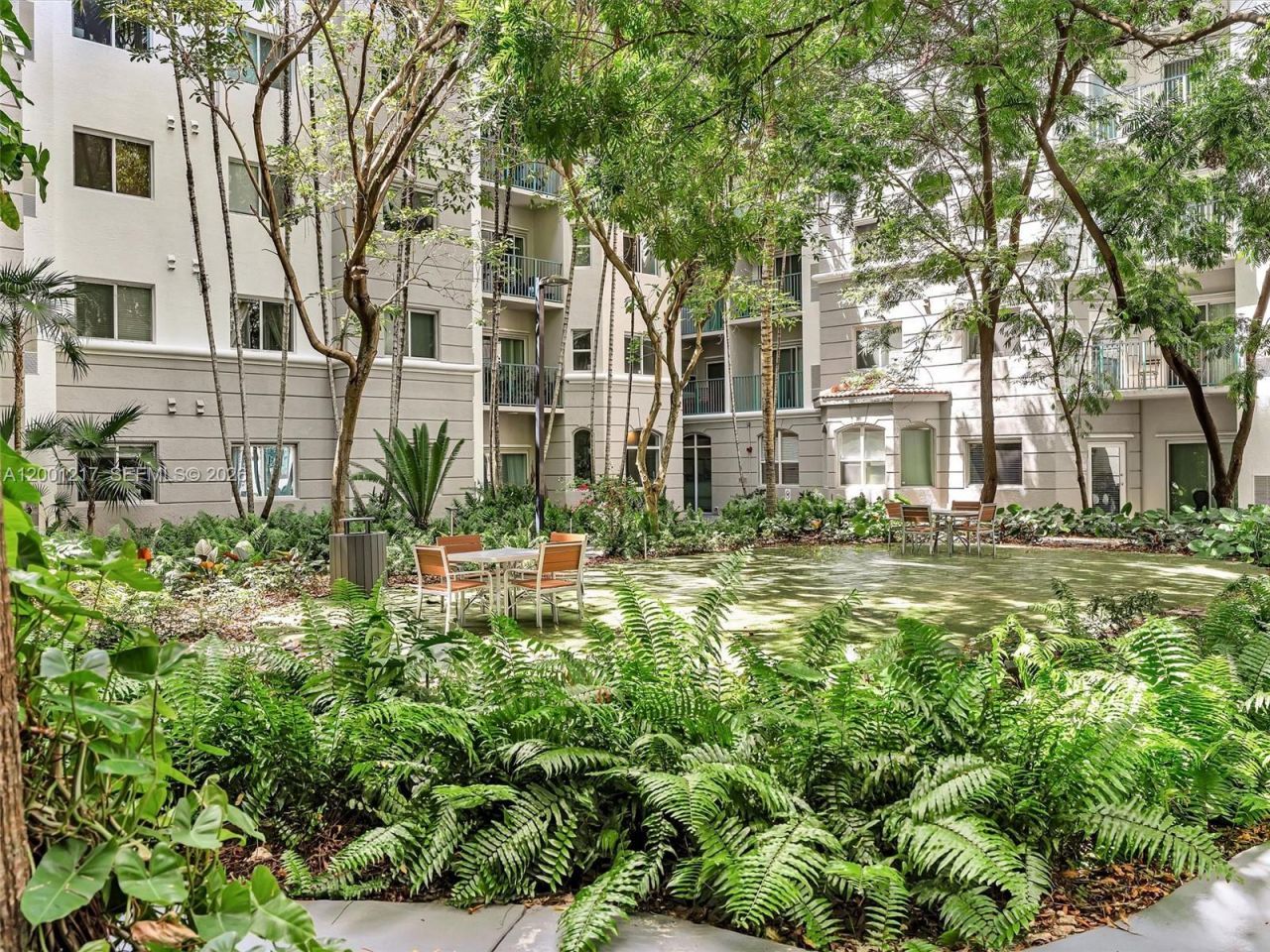 6001 SW 70th St, Unit 313, South Miami, FL 33143 Photo