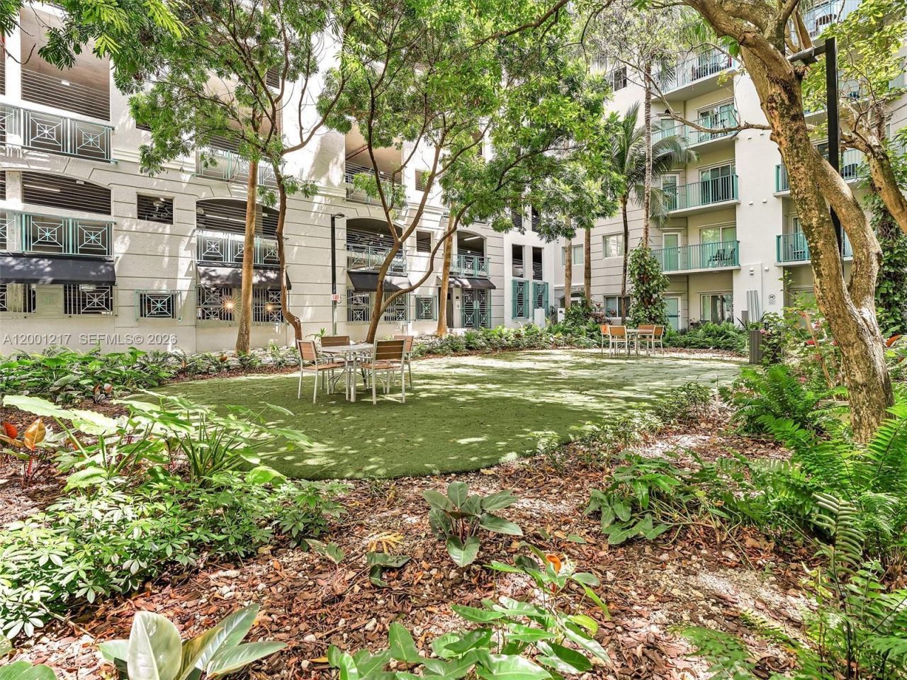 6001 SW 70th St, Unit 313, South Miami, FL 33143 Photo