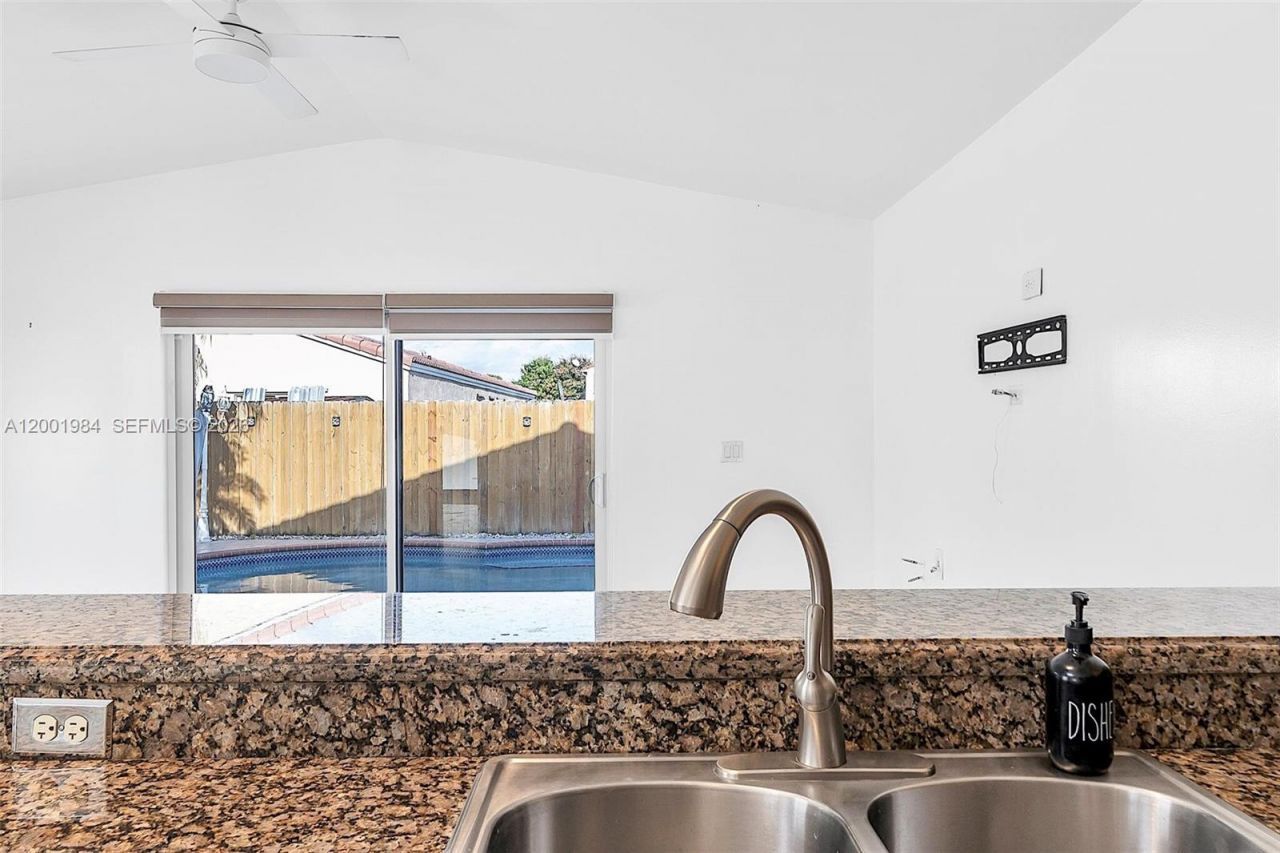 17403 SW 142nd Pl, Miami, FL 33177 Photo