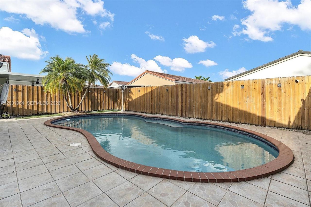 17403 SW 142nd Pl, Miami, FL 33177 Photo