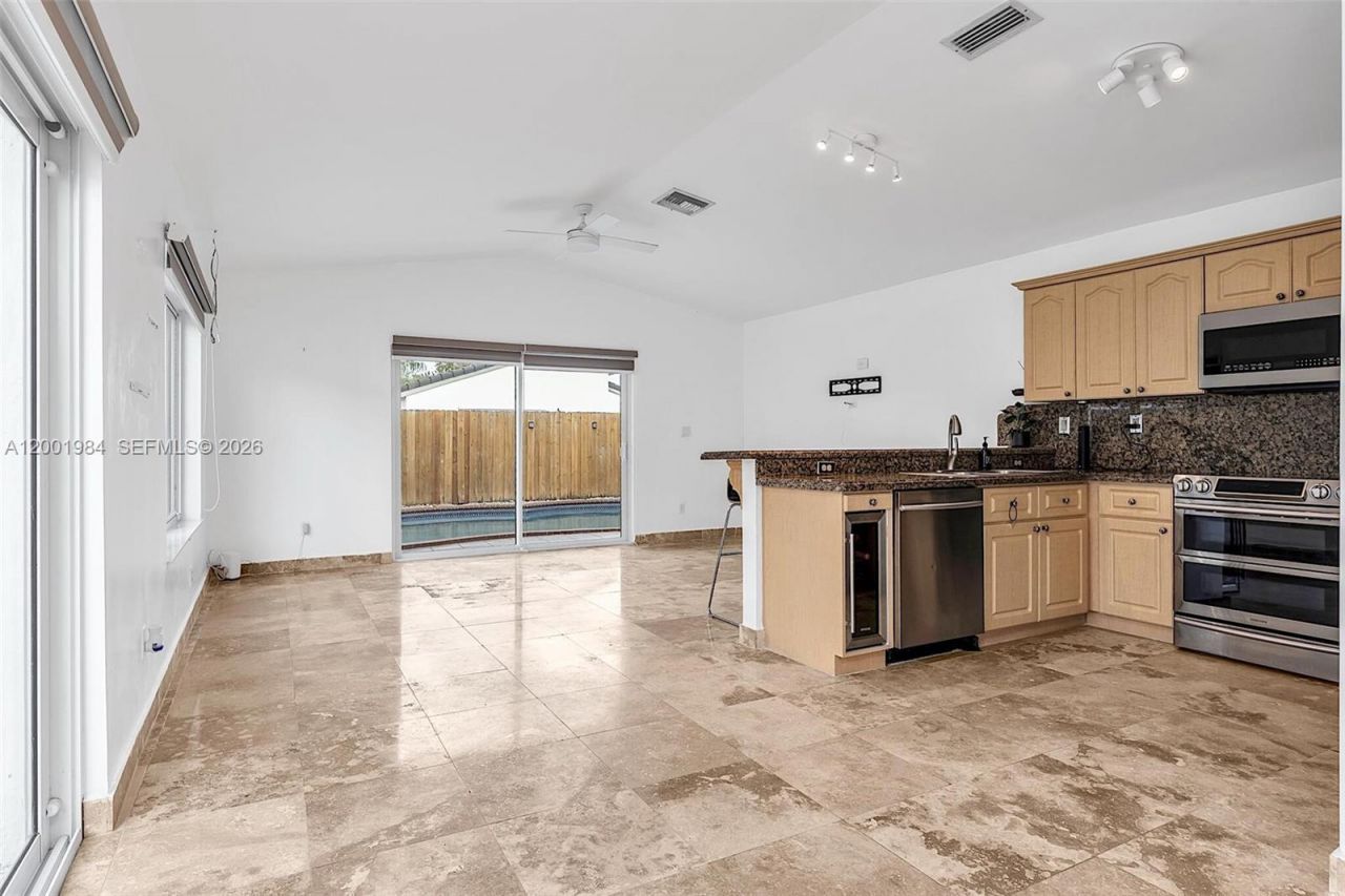 17403 SW 142nd Pl, Miami, FL 33177 Photo