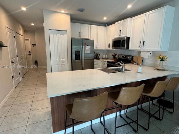 1009 NW 4th Ter, Florida City, FL 33034