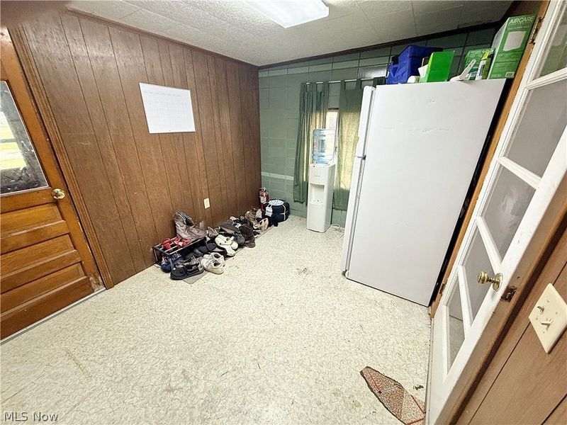 221 W Wood Street, Malvern, OH 44644 Photo 9