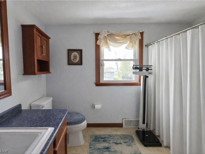 1609 W 37th Street, Lorain, OH 44053 Photo 4