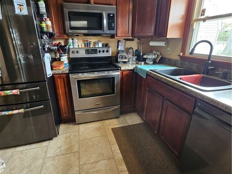 1609 W 37th Street, Lorain, OH 44053 Photo 9