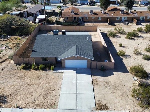6352 Smoketree Avenue, 29 Palms, CA 92277