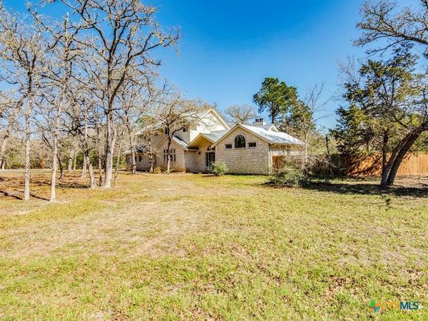 119 Briarwood Lane , Elgin, TX 78621