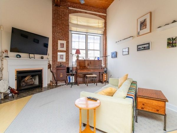 3 S Stone Mill Dr, Unit 225, Dedham, MA 02026