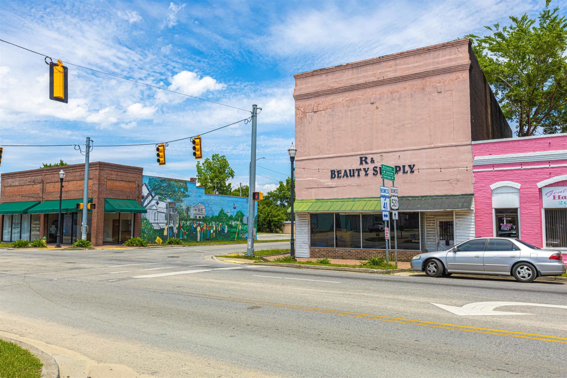 1 E Main St. Photo 17