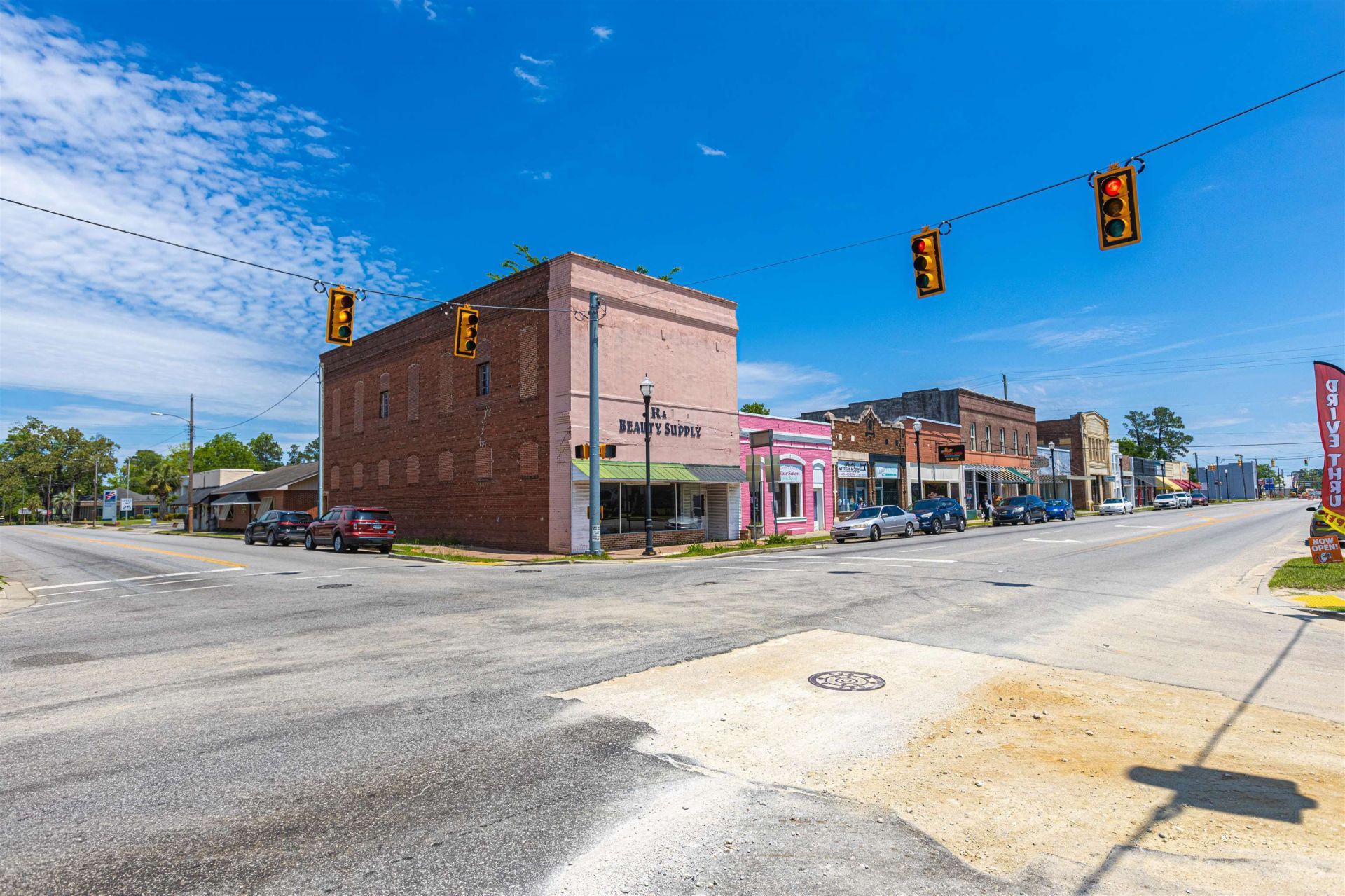 1 E Main St. Photo 20