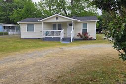 8495 Old Number Six Highway photo 4