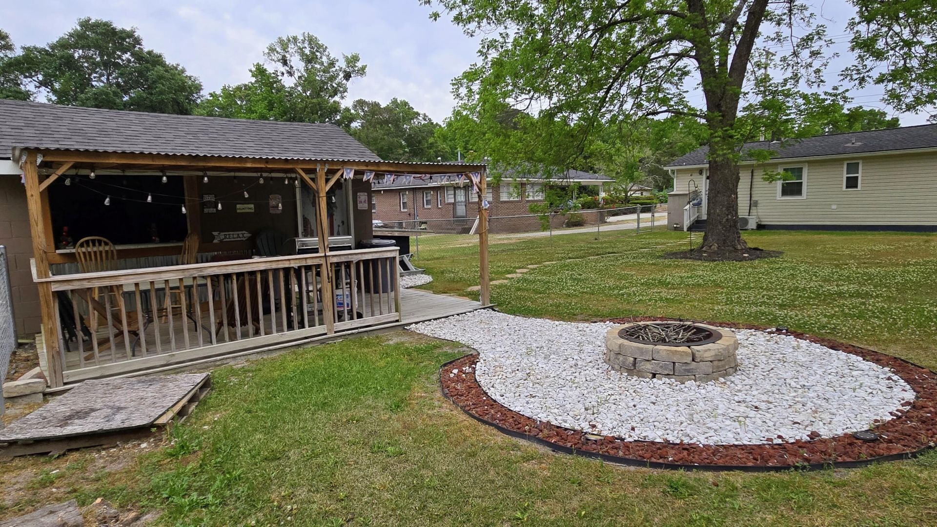 8495 Old Number Six Highway Photo 8