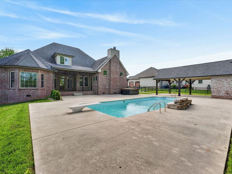 Property Image 61