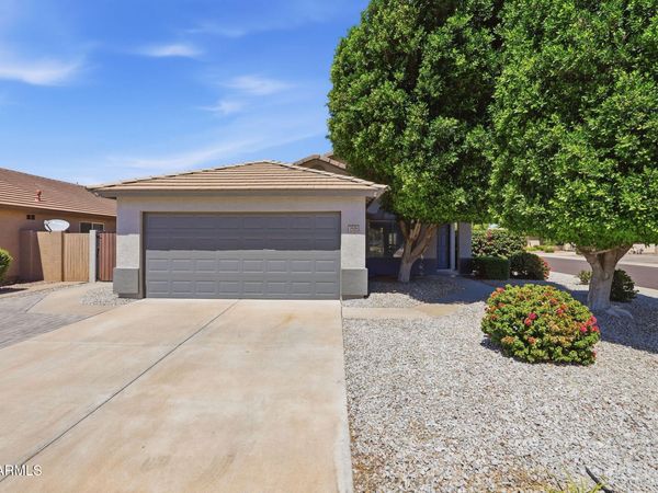 7636 W ANGELS Lane, Peoria, AZ 85383