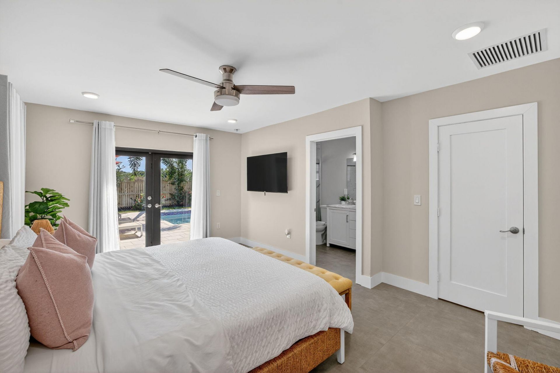 254 NE 20th Street, Delray Beach, FL 33444 Photo