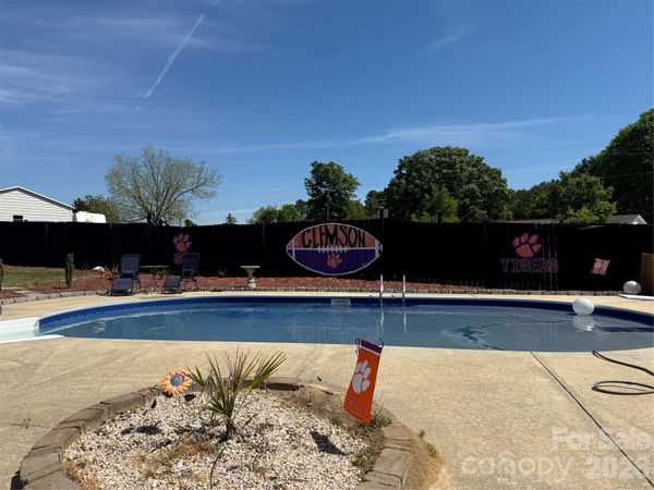 1087 Greenbriar Drive, Lancaster, SC 29720