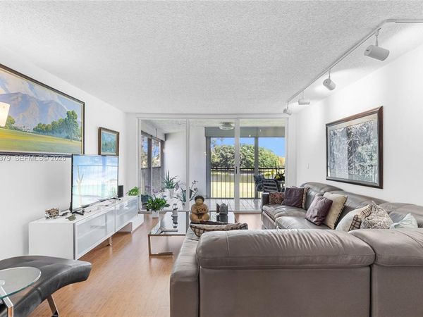 16251 Golf Club Rd, Unit 311, Weston, FL 33326