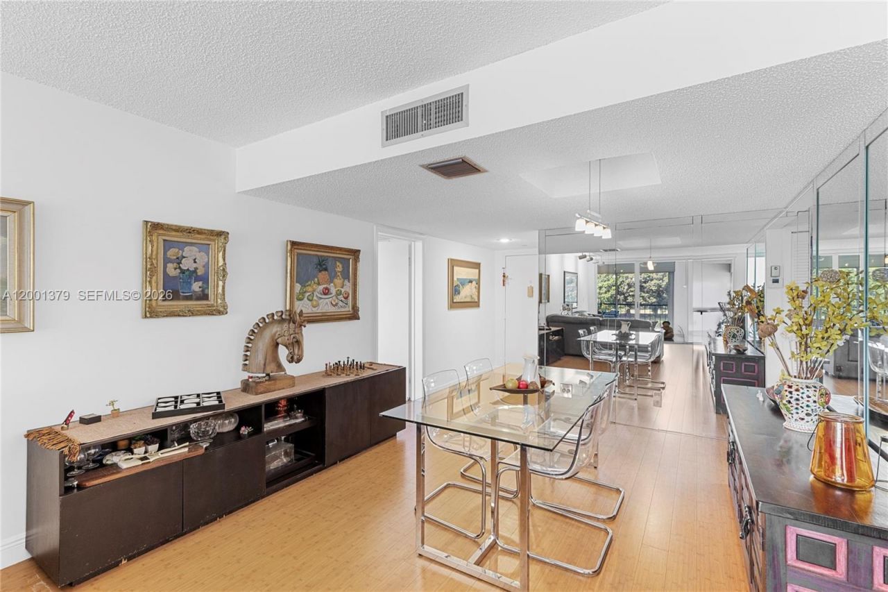 16251 Golf Club Rd, Unit 311, Weston, FL 33326 Photo