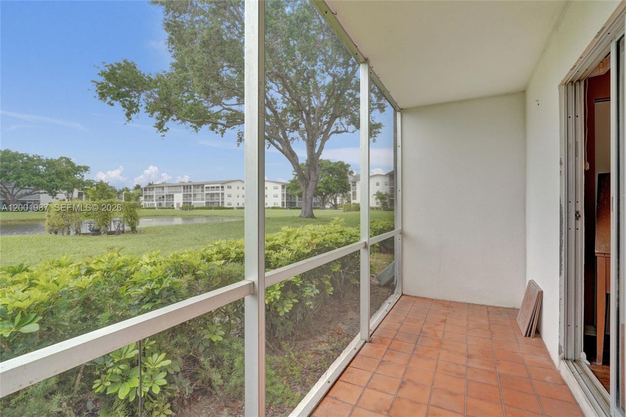 511 Fanshaw M, Unit 511, Boca Raton, FL 33434 Photo