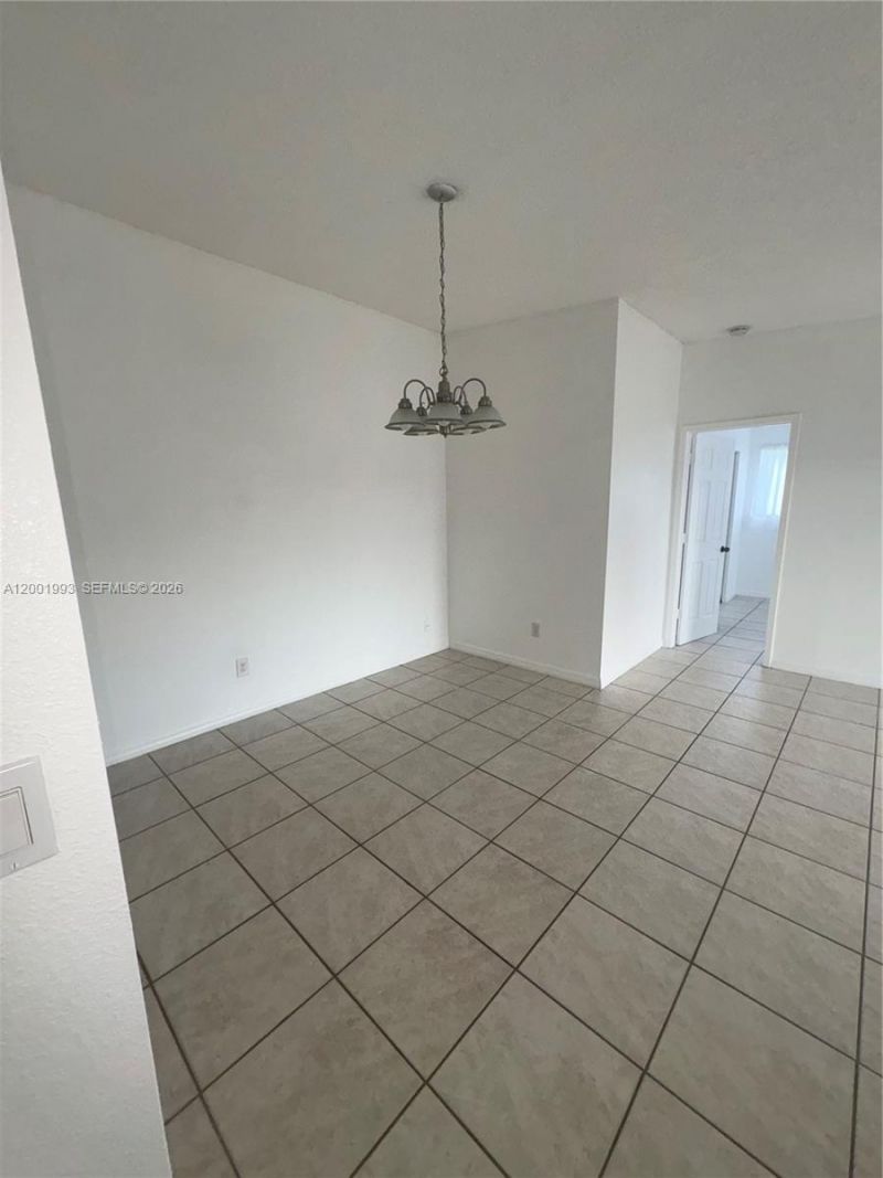 9709 Hammocks Blvd, Unit 204, Miami, FL 33196 Photo