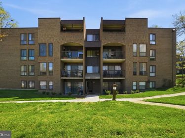 11228 CHESTNUT GROVE SQUARE, Unit 132, RESTON, VA 20190