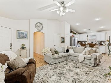 6432 Geneva Lane, Fort Worth, TX 76131