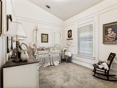 6432 Geneva Lane, Fort Worth, TX 76131