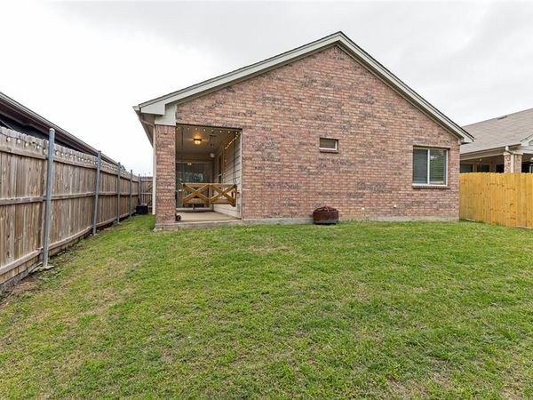 6432 Geneva Lane, Fort Worth, TX 76131