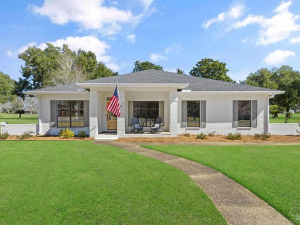 3244 Cobblestone Dr, Pace, FL 32571