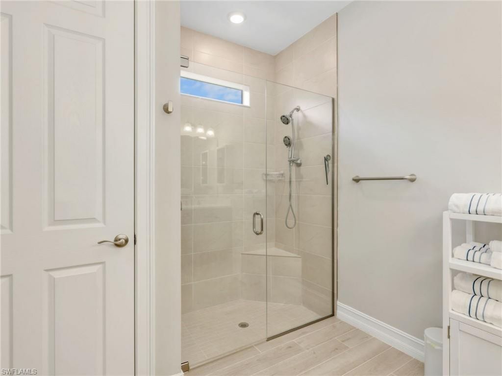 323 Tamarindo Ln, Naples, FL 34114 Photo