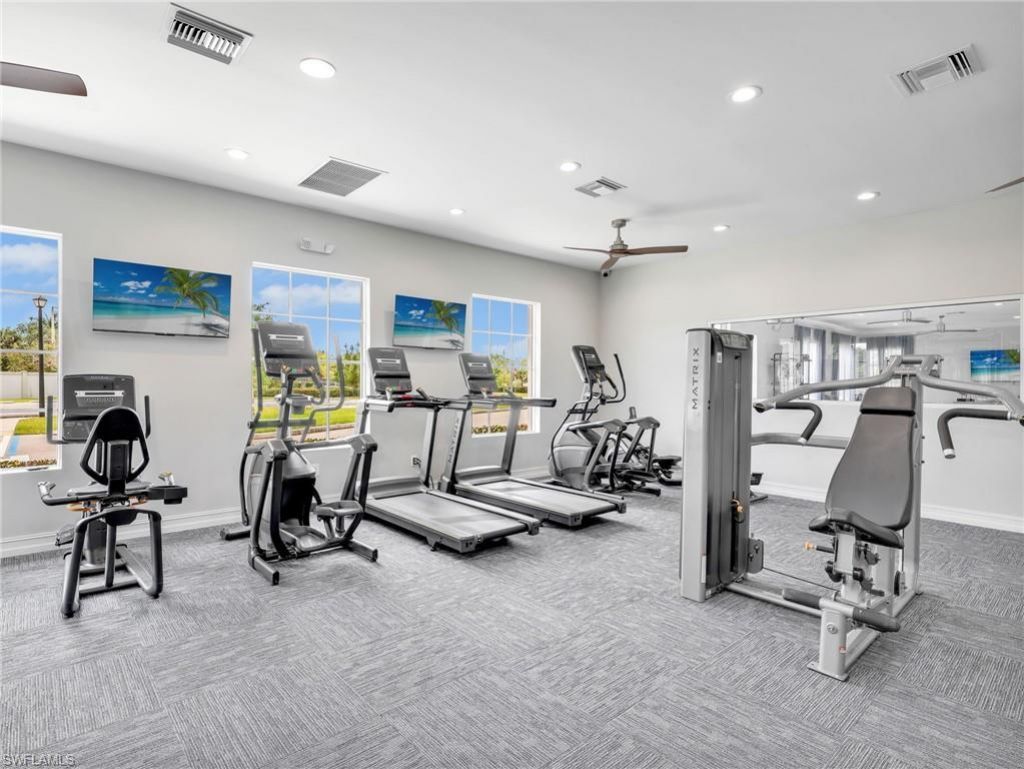 323 Tamarindo Ln, Naples, FL 34114 Photo