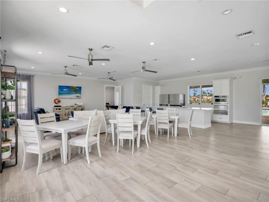 323 Tamarindo Ln, Naples, FL 34114 Photo