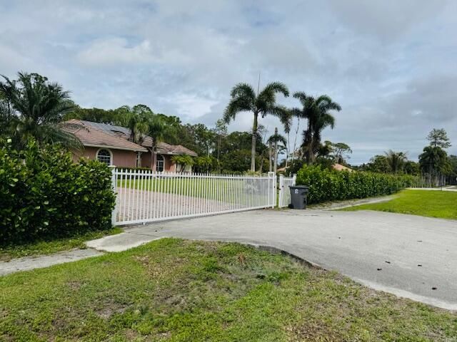 12517 Temple Blvd Boulevard, The Acreage, FL 33412 Photo