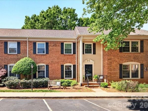 6826 Constitution Lane, Charlotte, NC 28210