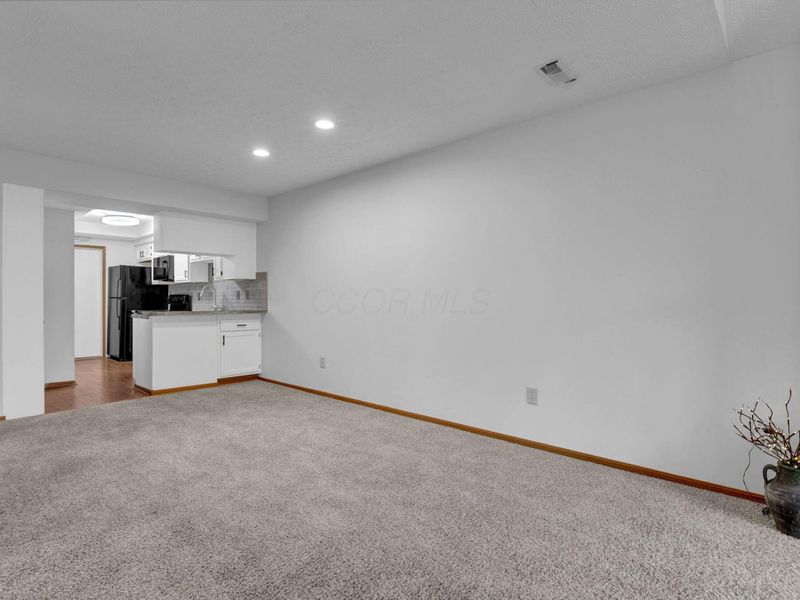 2560 Trotterslane Drive, Columbus, OH 43235 Photo 10