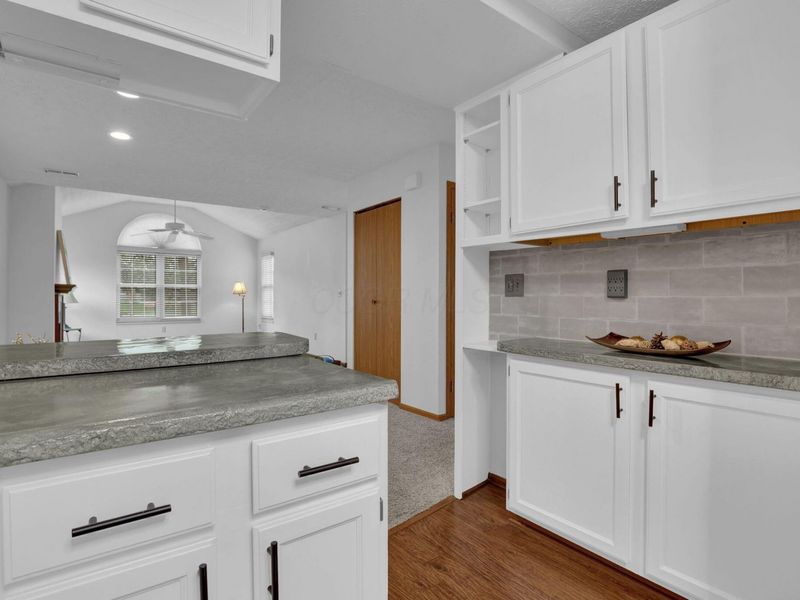 2560 Trotterslane Drive, Columbus, OH 43235 Photo 14