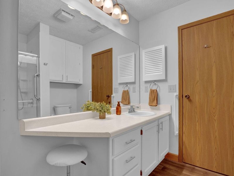 2560 Trotterslane Drive, Columbus, OH 43235 Photo 17