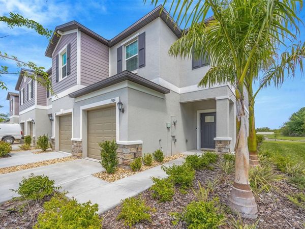 2524 SUNRAY VENUS WAY, RUSKIN, FL 33570