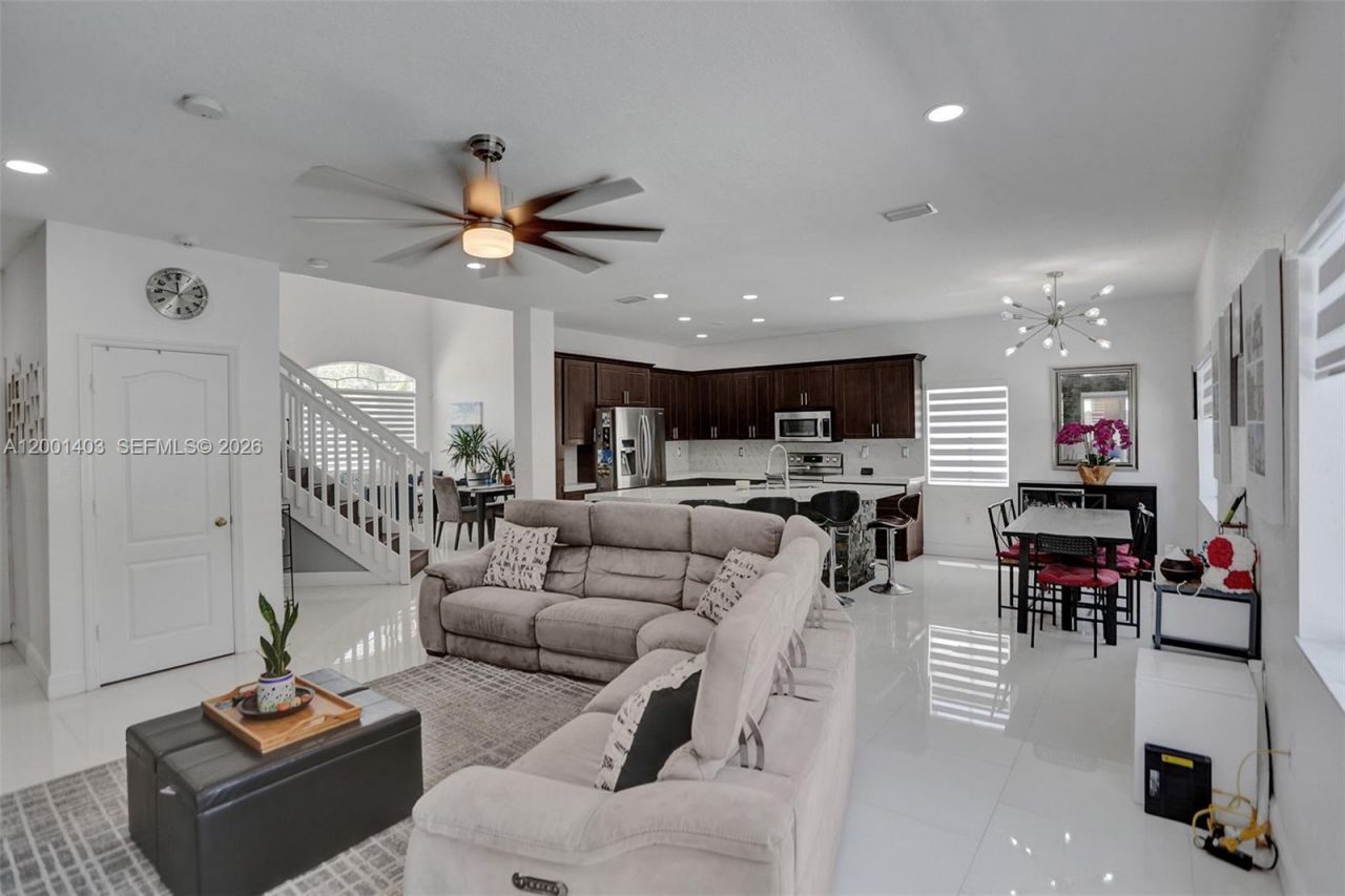 10231 SW 227th Ln, Cutler Bay, FL 33190 Photo