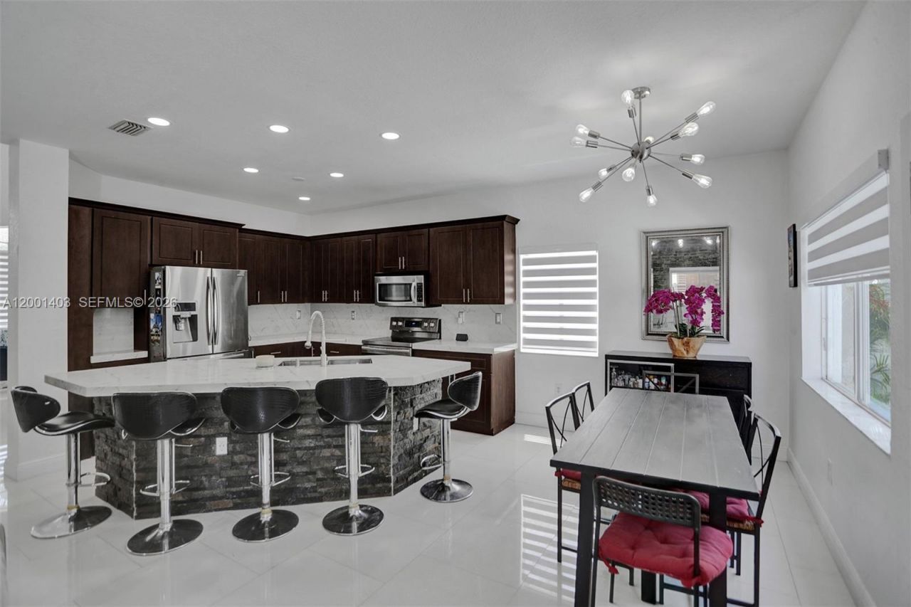 10231 SW 227th Ln, Cutler Bay, FL 33190 Photo