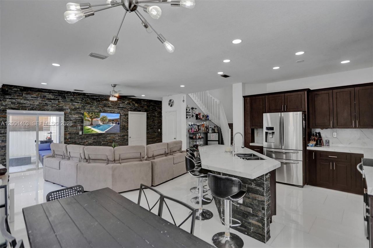 10231 SW 227th Ln, Cutler Bay, FL 33190 Photo