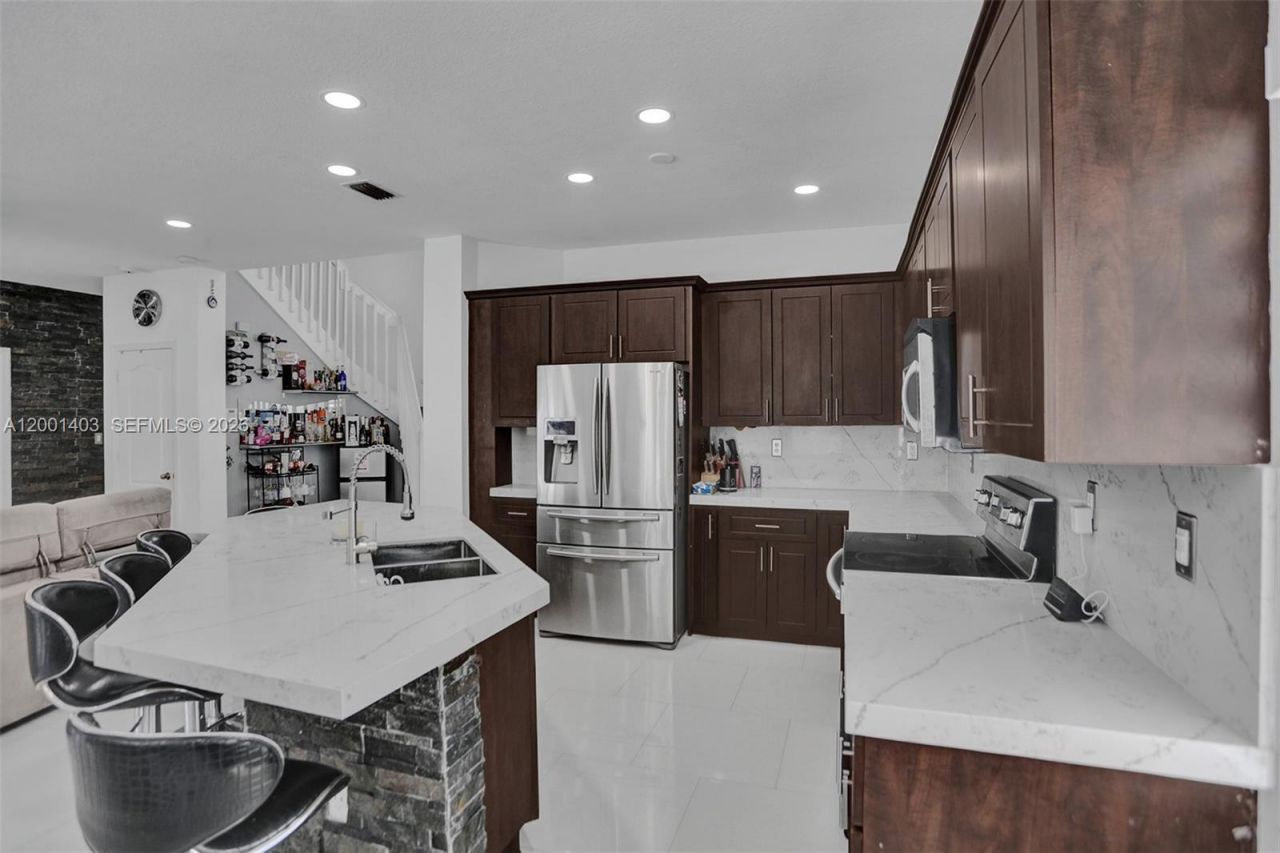 10231 SW 227th Ln, Cutler Bay, FL 33190 Photo